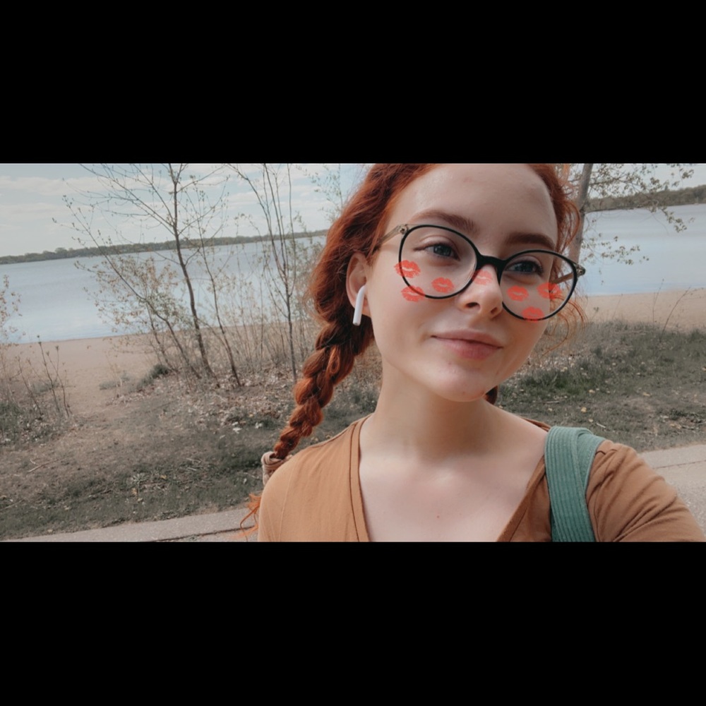 Meet your Posher, Freya